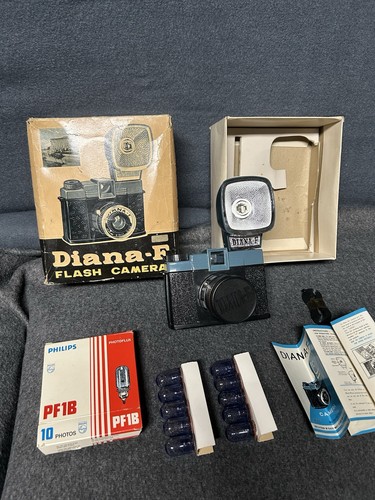Vintage diana 120 film - vintage,